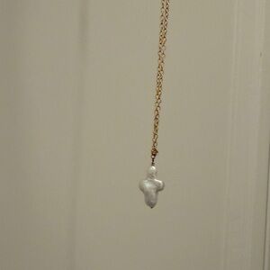 Elegant Pearl Pendant Necklace